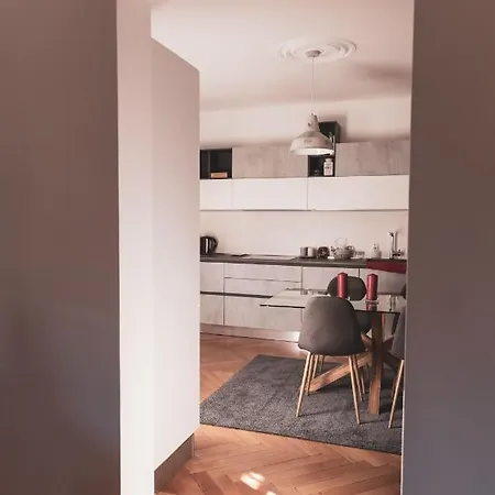 Appartement The Attic - Your Space In The Center *